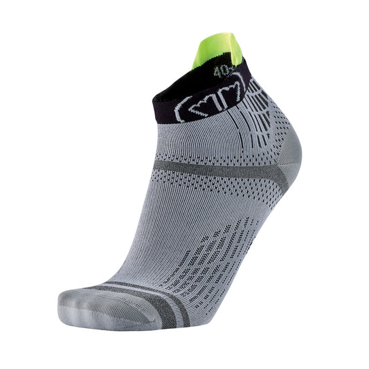 RUN-FEEL-SOCKS-GREY-BLACK